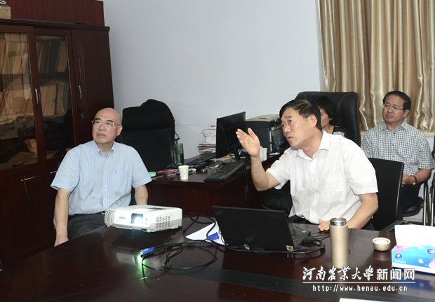 校党委书记李留心看望慰问康相涛教授