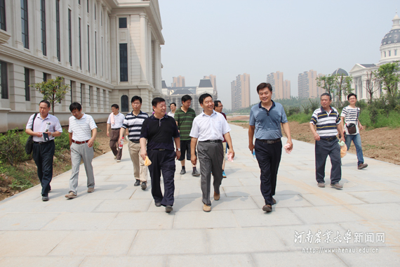 郑州轻工业学院院长赵卫东一行参观访问