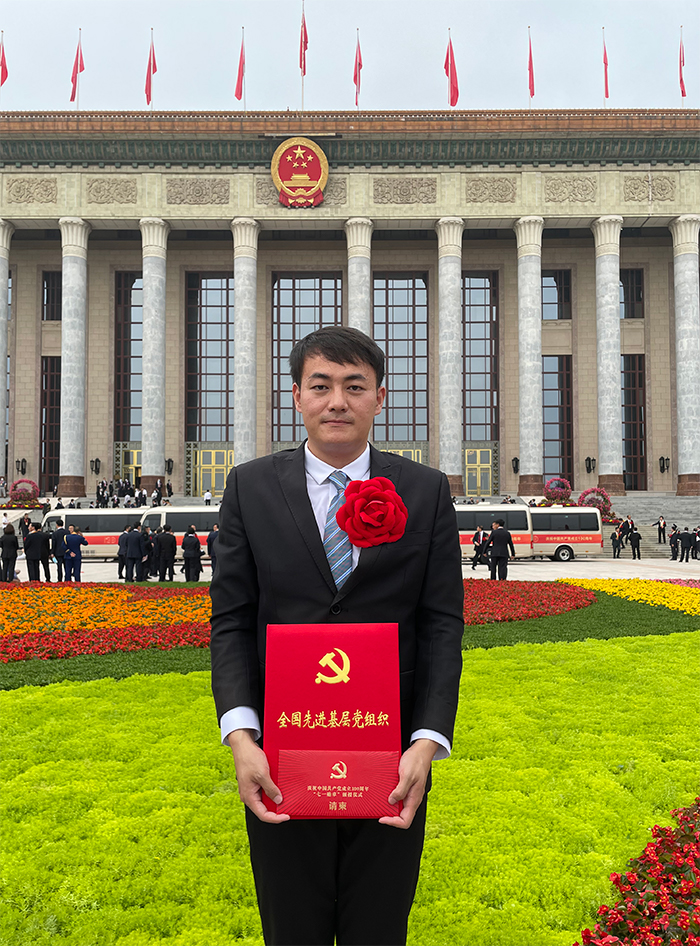 个人照700