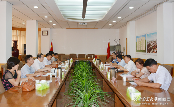 广西玉林师范学院副院长王卓华一行来我校考察交流