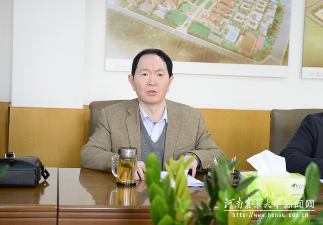 张全国在督导聘任仪式上 张全国在督导聘任仪式上