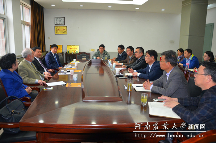 美国康奈尔大学植物园执行理事克里斯托弗•邓恩博士一行来校访问