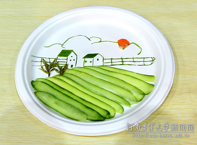 这根黄瓜价值几何?舍得吃吗? 副本 这根黄瓜价值几何?舍得吃吗? 副本