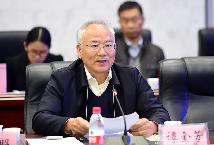 副校长谭金芳主持启动仪式并讲话