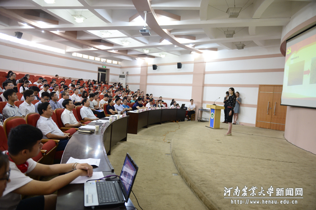 学校“两学一做”学习教育微党课竞赛精彩进行中