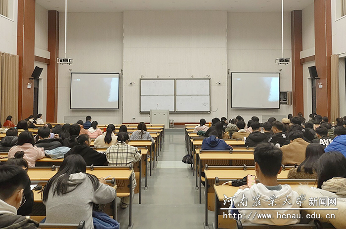 国际教育学院开展“铭记伟大胜利,传承革命精神”主题党日活动 国际教育学院开展“铭记伟大胜利,传承革命精神”主题党日活动