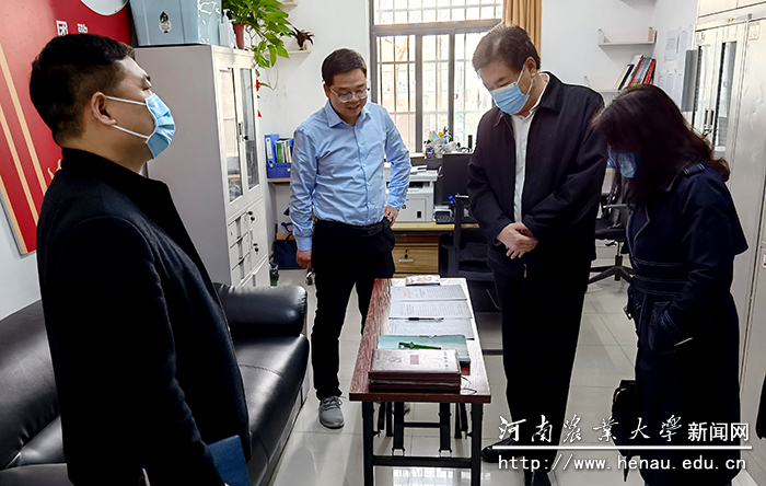 校党委副书记、工会主席李成吾文化路校区进行实地调研 校党委副书记、工会主席李成吾文化路校区进行实地调研