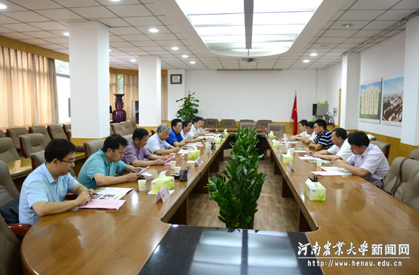 黑龙江省政府参事韩贵清一行来校考察调研