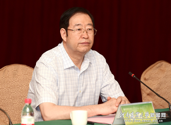 校党委书记程传兴出席会议