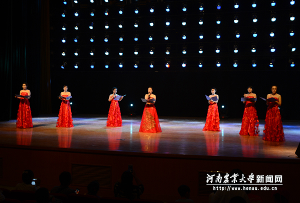 教师表演《我爱你 祖国》 教师表演《我爱你 祖国》