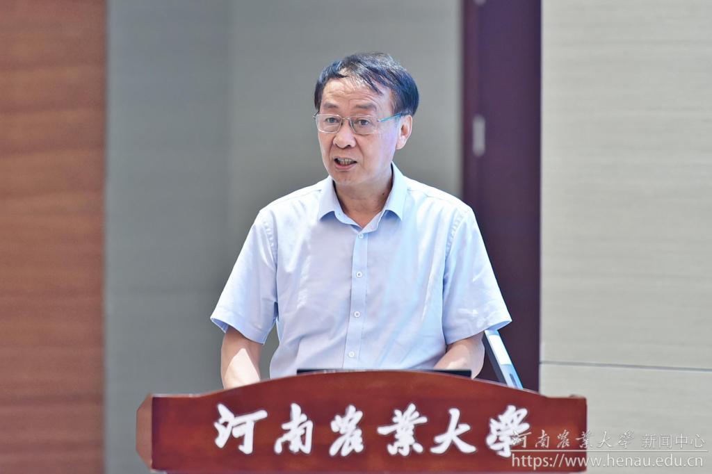 4 河南省政协农业和农村委员会副主任、安博官方网站原党委书记魏蒙关 (3).jpg